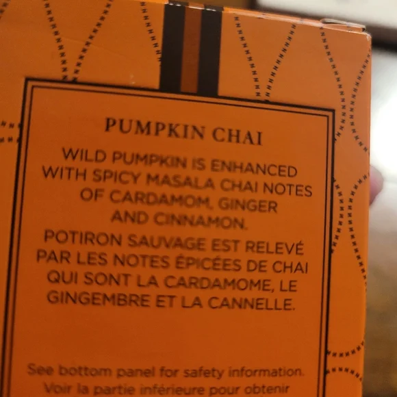 NEST Bundle Pumpkin Chai Diffuser & Candle + 3 Nest Tangerine Facial Bars - Picture 4 of 8